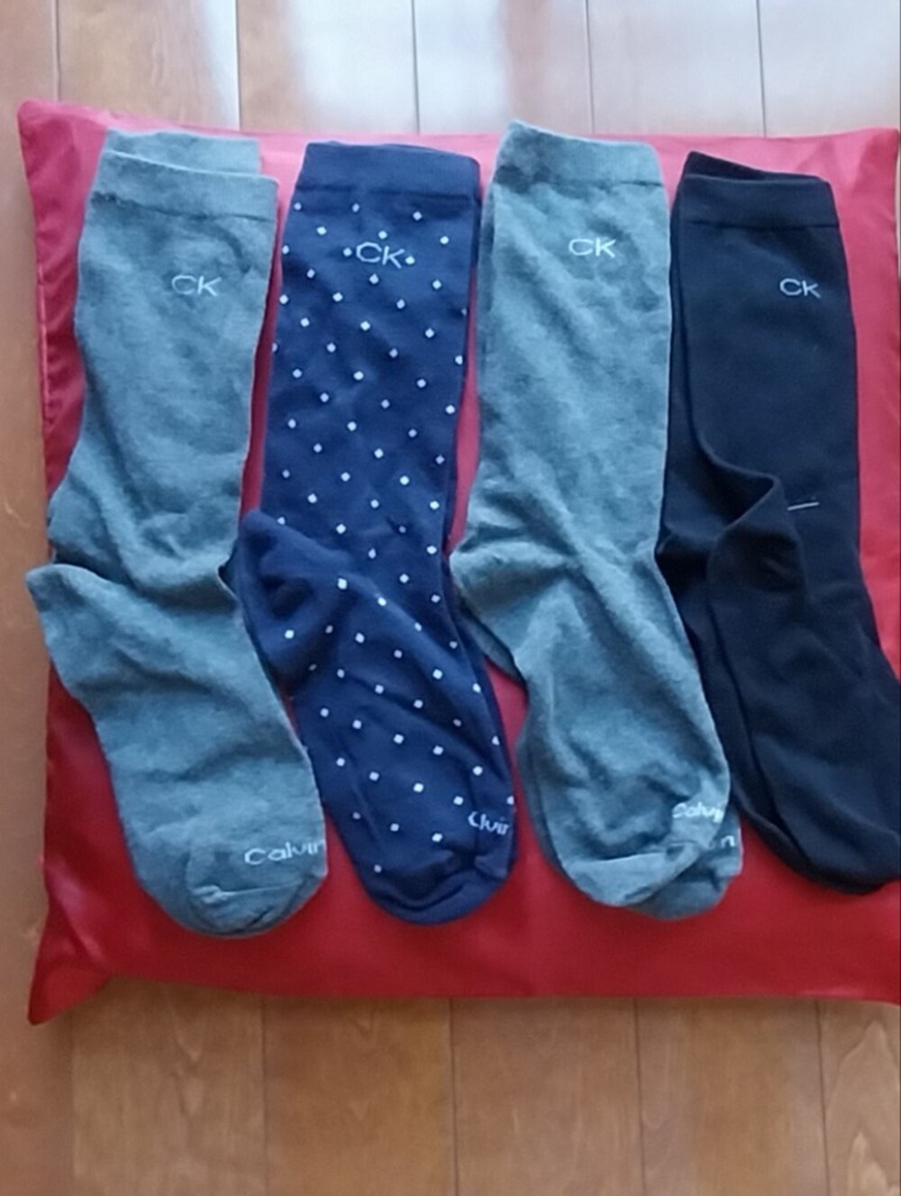 Brand New Calvin Klein Women's Crew Socks - Gray, Navy, Black